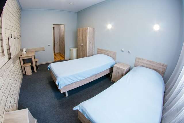 Гостиница Три пескаря Курск-28