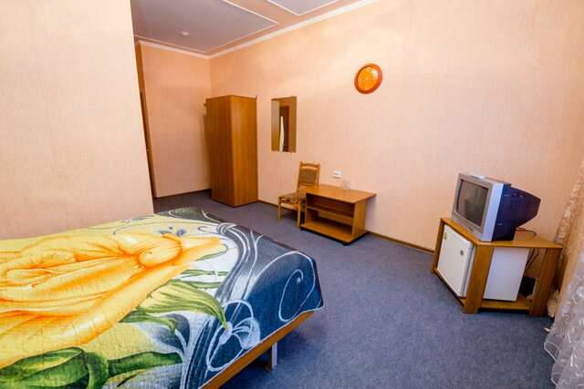 Гостиница Три пескаря Курск-33