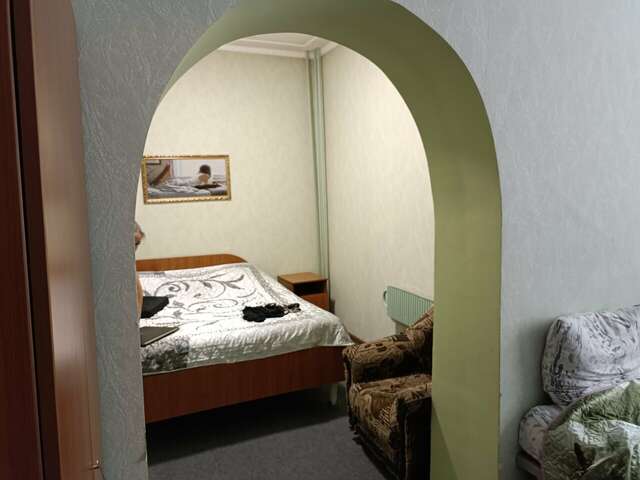 Гостиница Три пескаря Курск-46